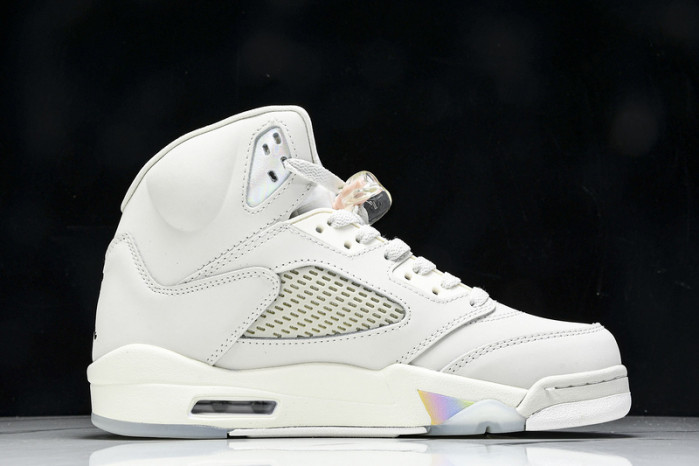 Air Jordan 5 Retro "Light Orewood Brown" HF3183-001