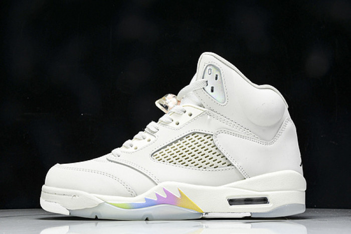 Air Jordan 5 Retro "Light Orewood Brown" HF3183-001