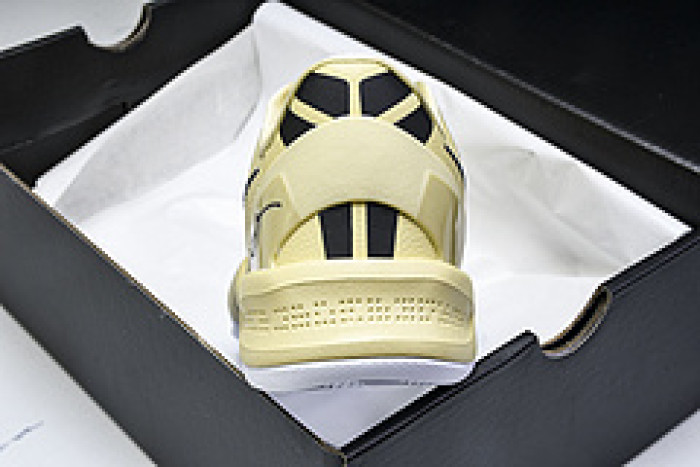 NIKE Kobe 8 Protro“Wolf Grey” HM6469 701