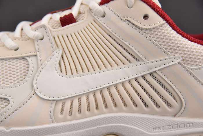 NK Zoom Vomero 5 Valentine