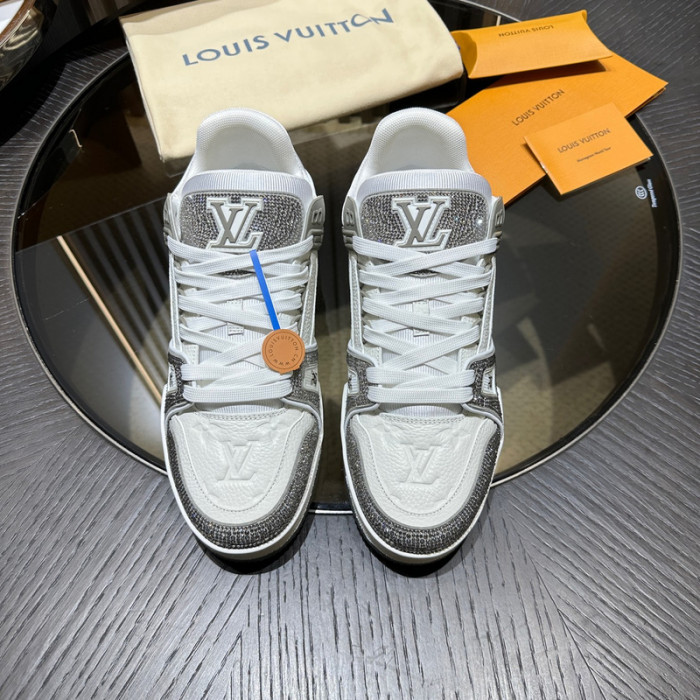 L&V SNEAKERS