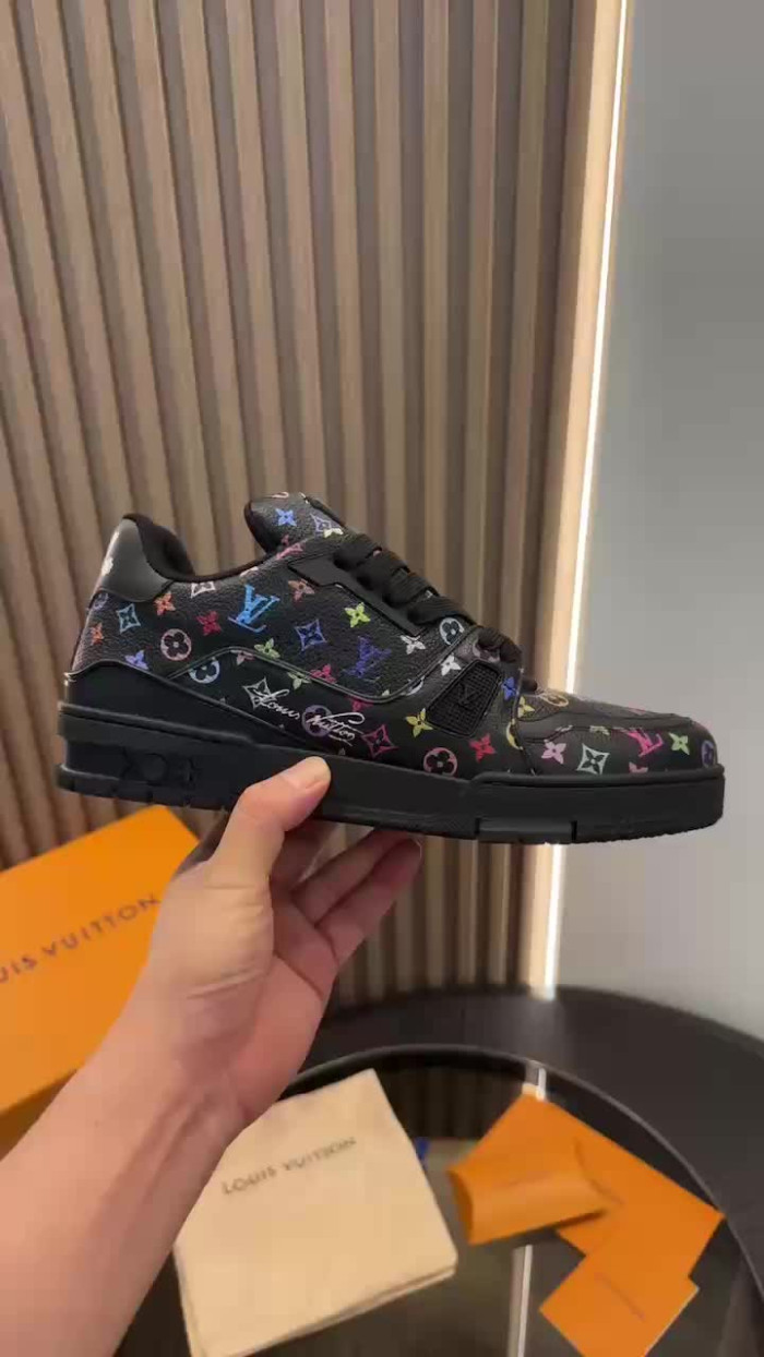 L&V SNEAKERS