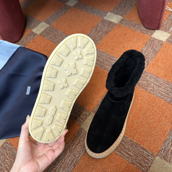 PRA designer sneaker