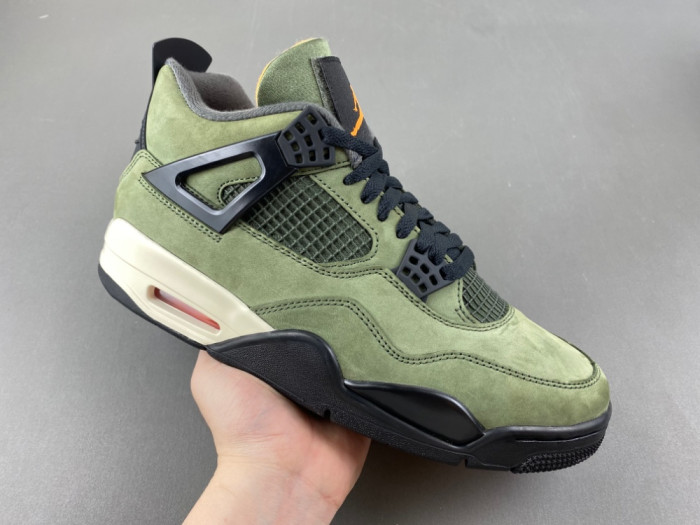 UNDEFEATED x Air Jordan 4 OG IB1519-200