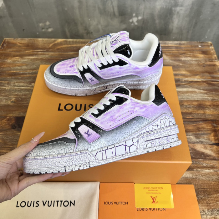 L&V SNEAKERS