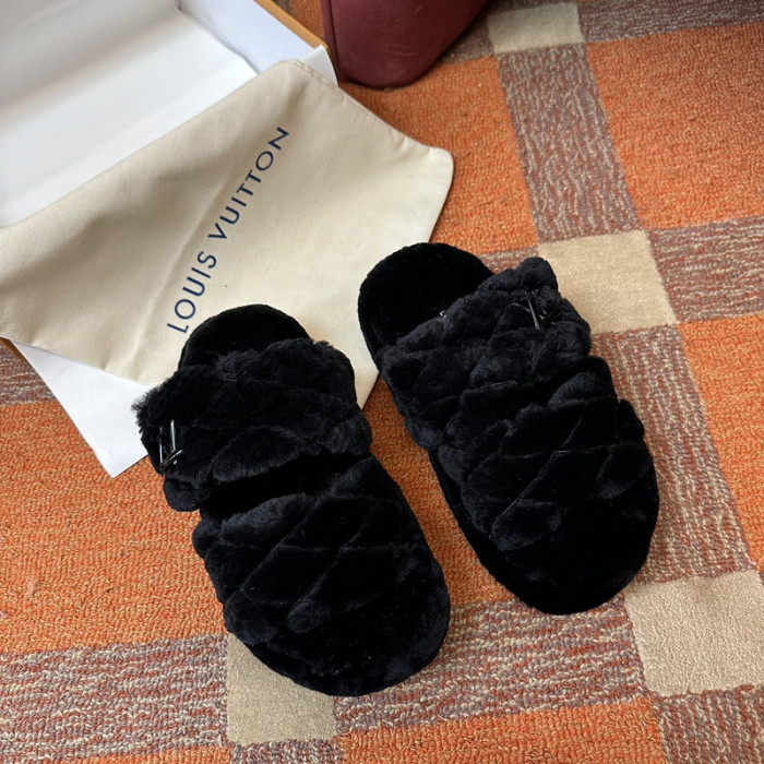 L&V SLIPPERS