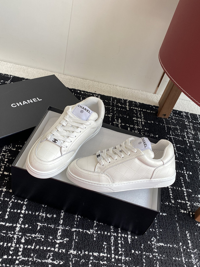 CHANEEL sneaker