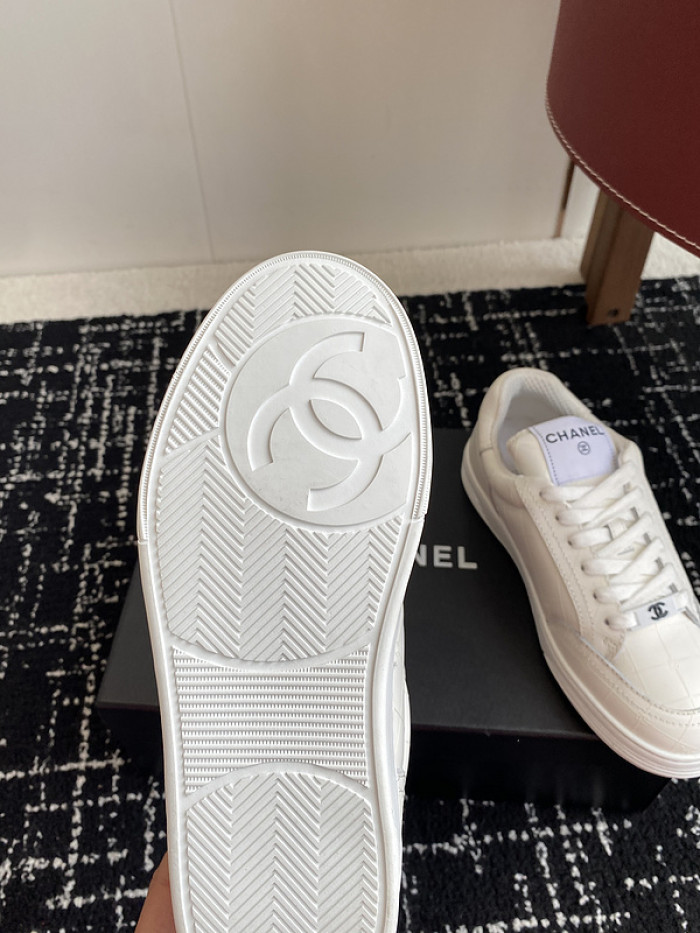 CHANEEL sneaker