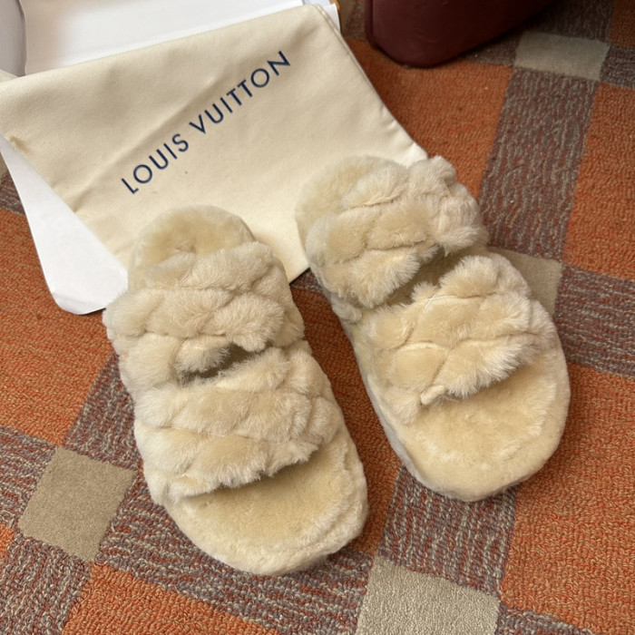 L&V SLIPPERS