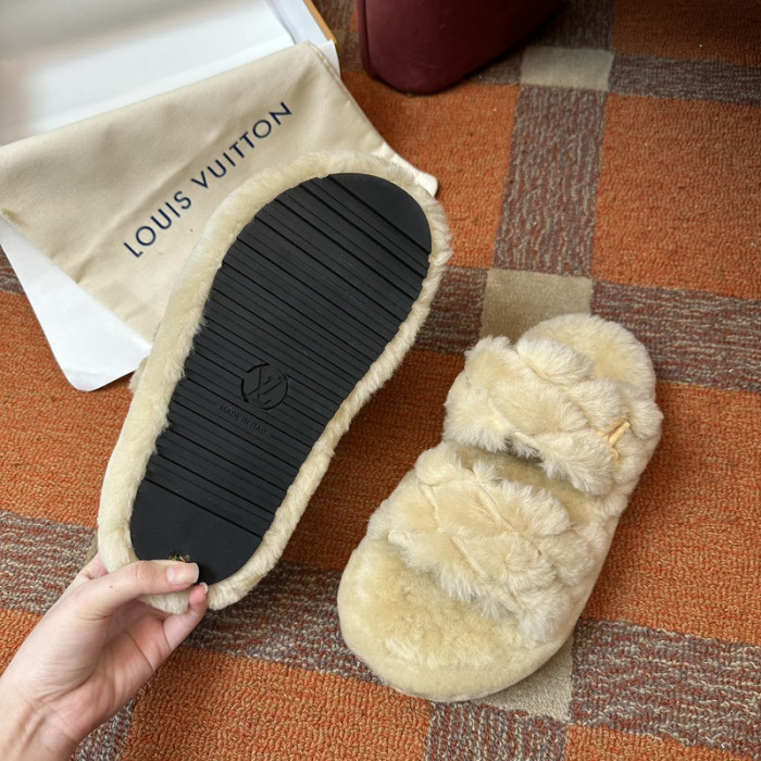 L&V SLIPPERS