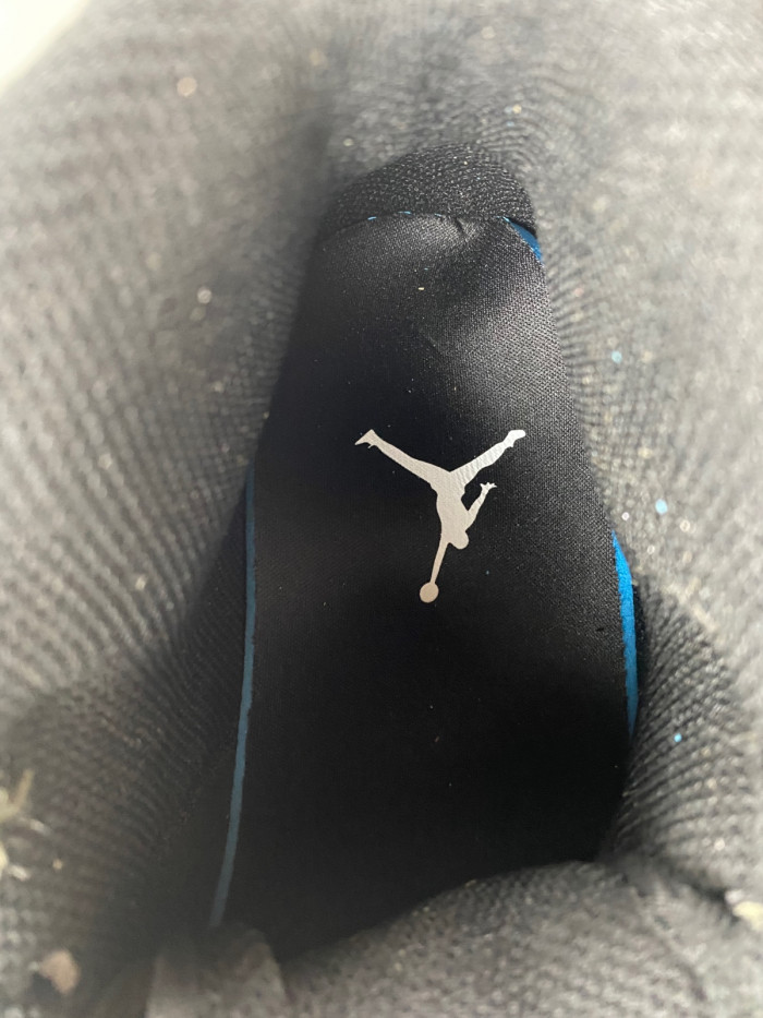 Wmns Jordan 1 Mid BQ8426-092