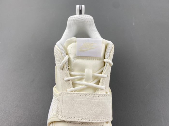 Travis Scott x Nike Zoom Field Jaxx “Sail” HQ3061-100