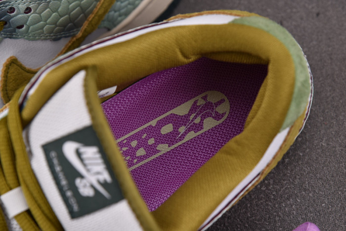 Alexis Sablone x Dunk Low SB 