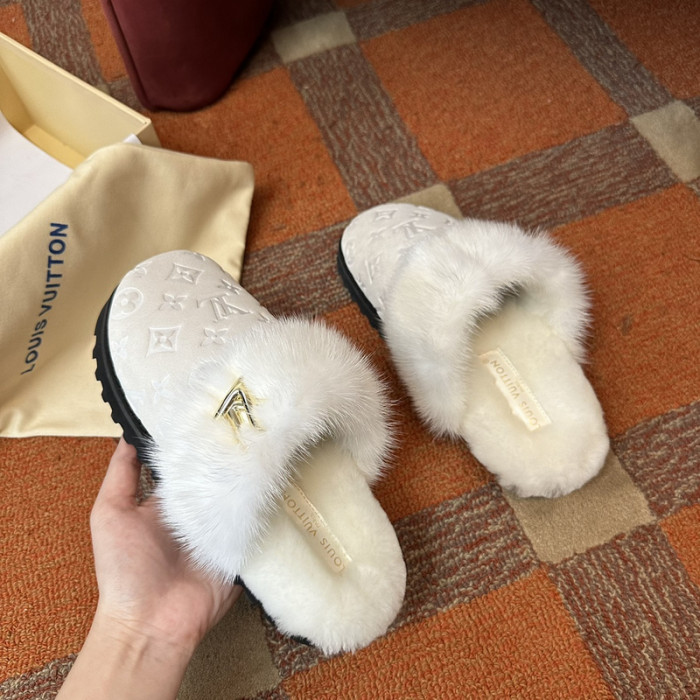L&V SLIPPERS