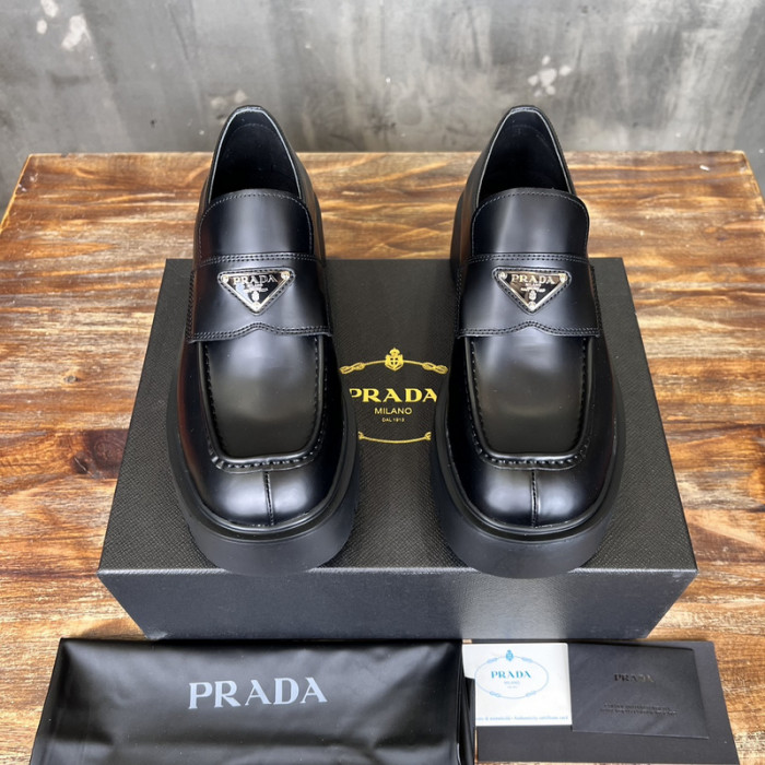 PRA designer sneaker