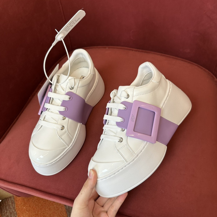 RV sneaker