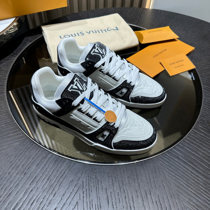 L&V SNEAKERS