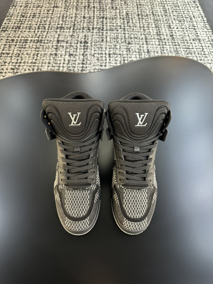 L&V SNEAKERS