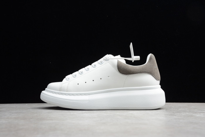 Alexander McQueen sneaker