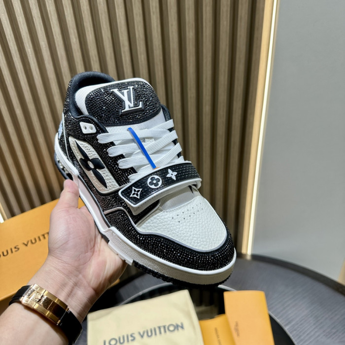 L&V SNEAKERS