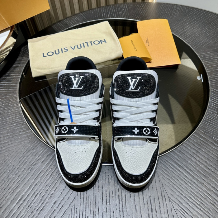 L&V SNEAKERS