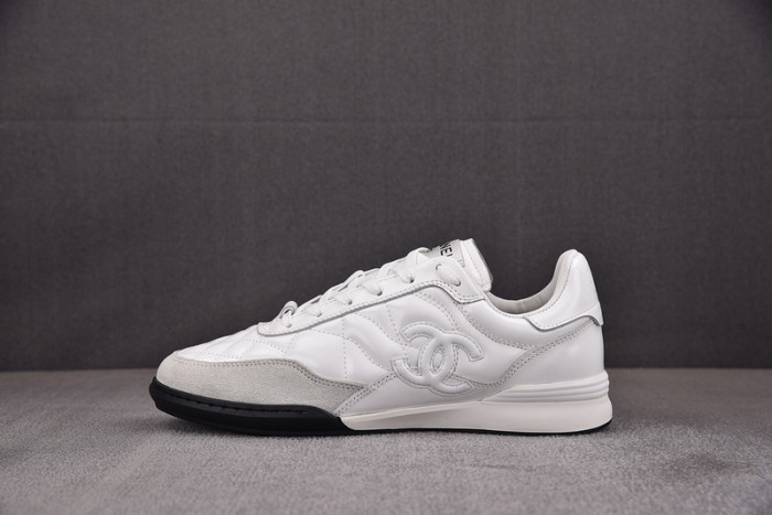 CHANEEL sneaker