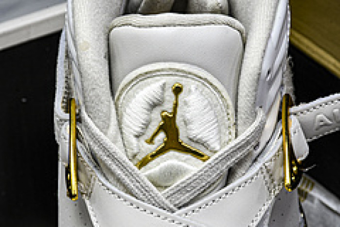 Air Jordan 8 Retro Champagne 832821-030