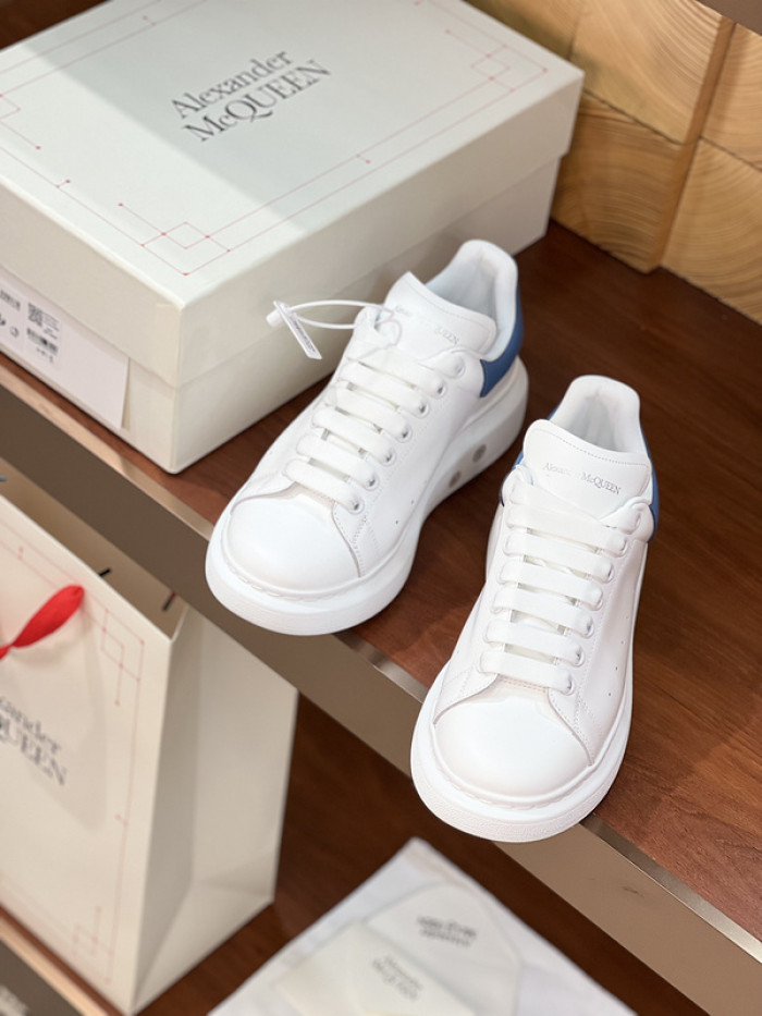 Alexander McQueen sneaker