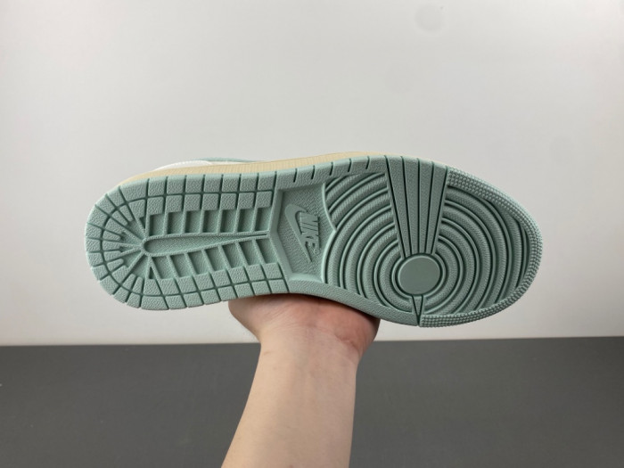 Air Jordan 1 Low DC0774-134