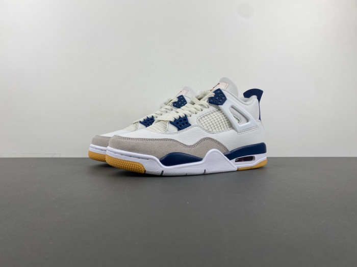 Nike SB x Air Jordan 4 “Navy” DR5415-100