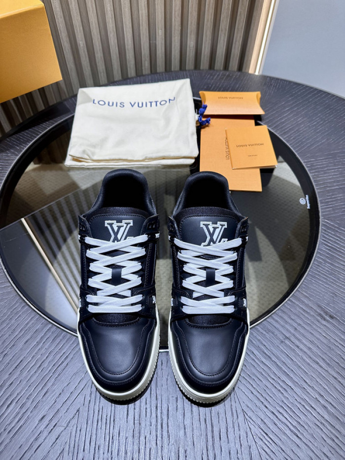L&V SNEAKERS