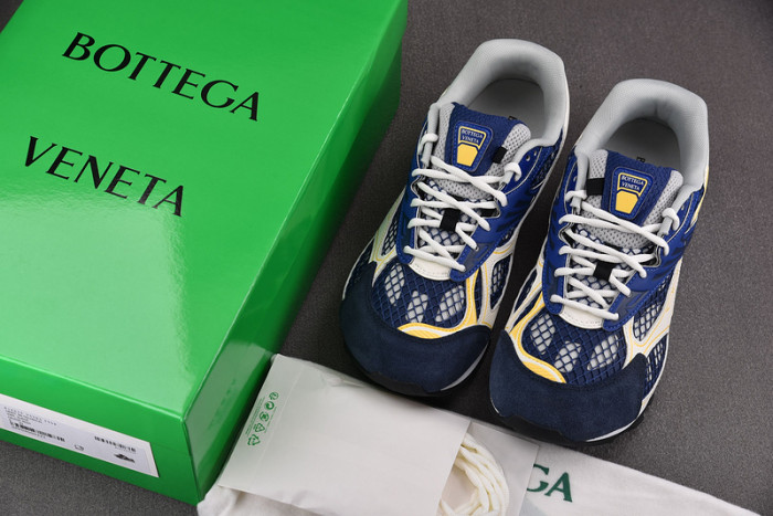 BOTTEGA VENETA SNEAKER