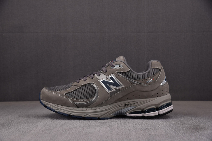 New Balance 2002R Light Grey ML2002RA