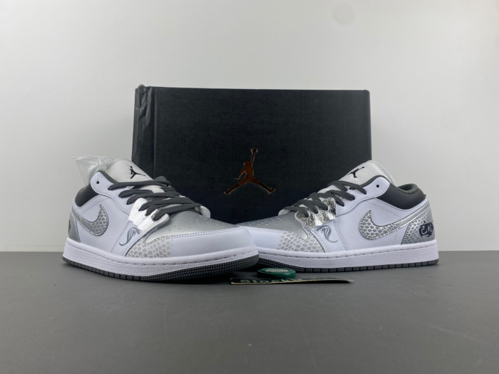 Air Jordan 1 Low 553558-152,