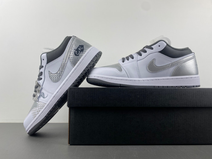 Air Jordan 1 Low 553558-152,