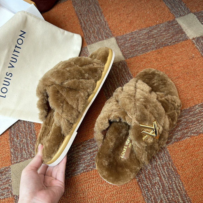 L&V SLIPPERS