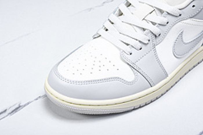 Air Jordan 1 Low DC0774-103