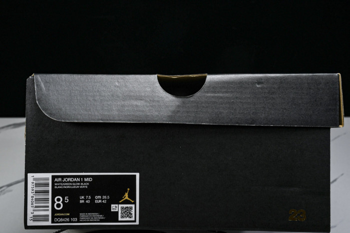 Air Jordan 1 Mid DQ8426-103