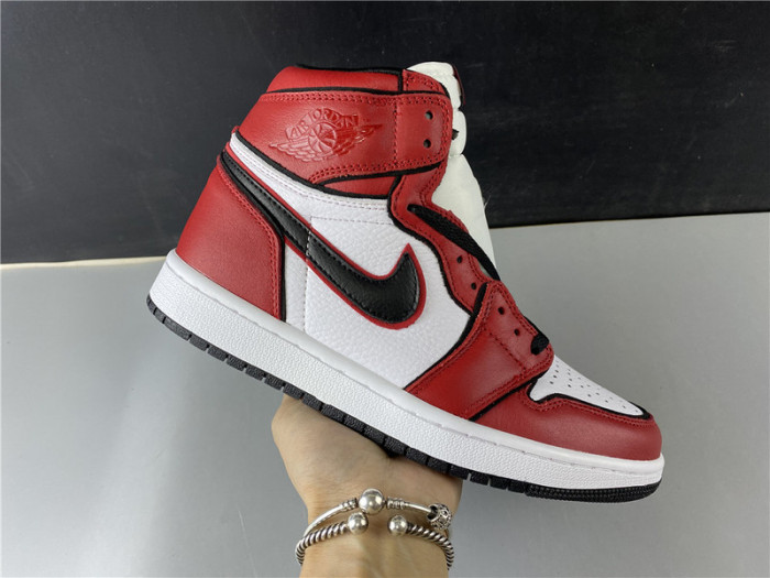 Air Jordan 1 Retro High OG ''Bloodline 2.0'' - 555088 129