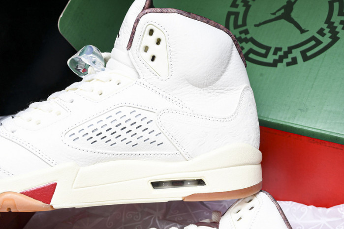 Air Jordan 5 "El Grito" Sail and Dark Pony HF8833-100