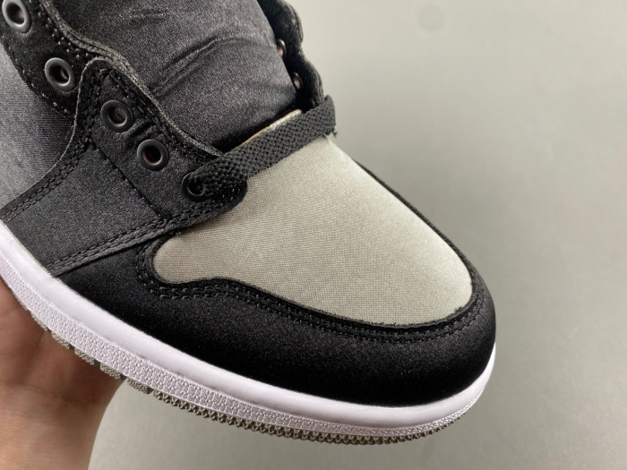 Air Jordan 1 Retro High OG FD4810-010