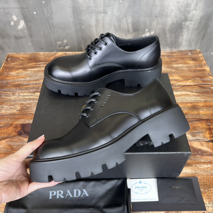 PRA designer sneaker
