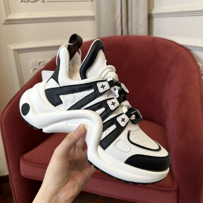 L&V SNEAKERS