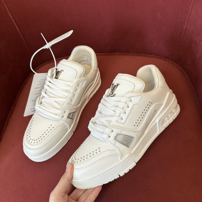 L&V SNEAKERS