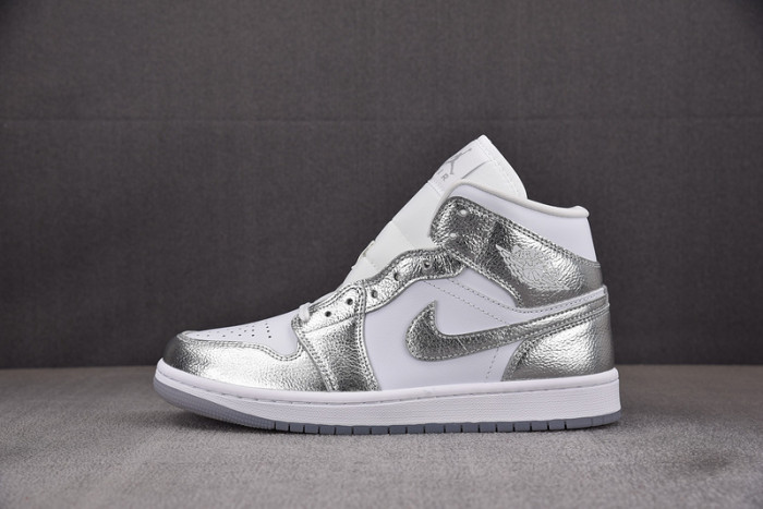 WMNS Air Jordan 1 Mid SE Metallic Silver FN5031-100
