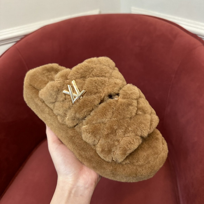 L&V SLIPPERS