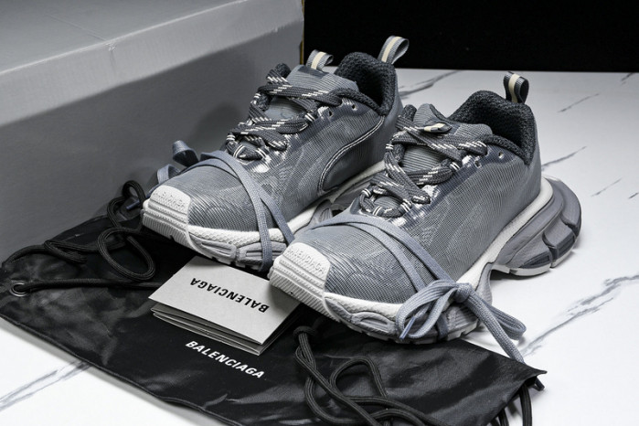 BLEN Phantom Sneaker