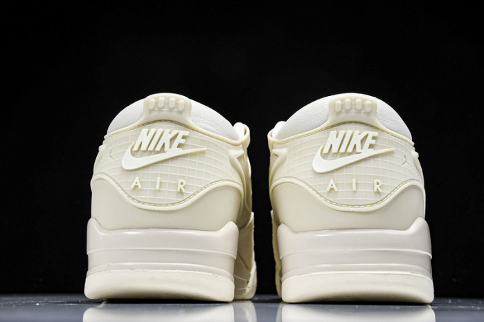 Air Jordan 4RM FQ7940 200