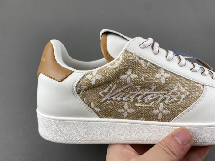 L&V SNEAKERS