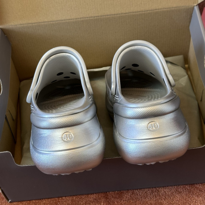 BLEN DESIGNER SLIPPERS